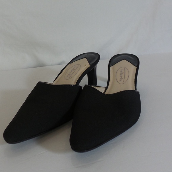 Talbots vintage slip on heels || 5 1/2 - Picture 1 of 12